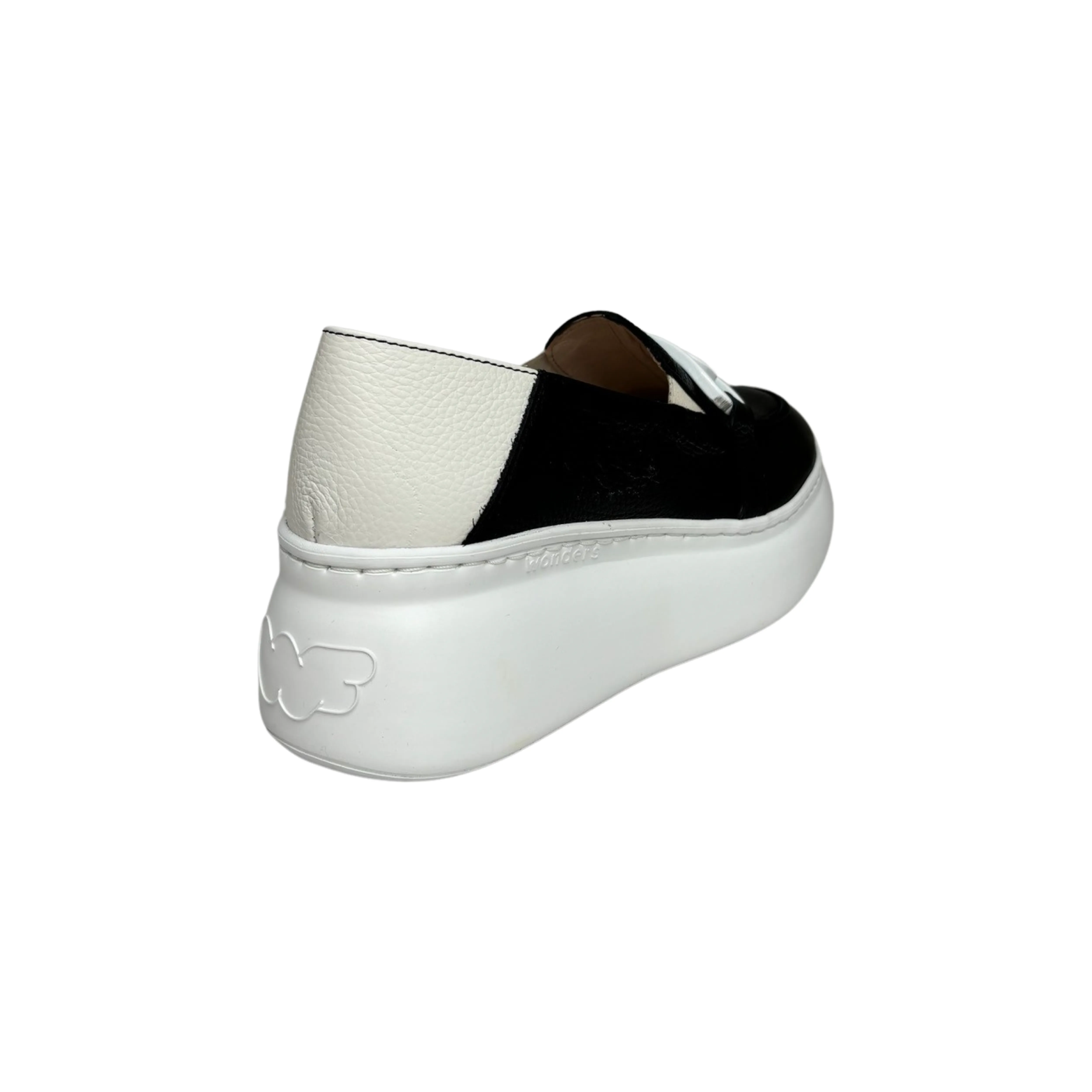 A2641 Black Flatform Loafer