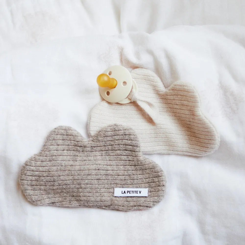 Cloud pacifier holder - Wool & cashmere