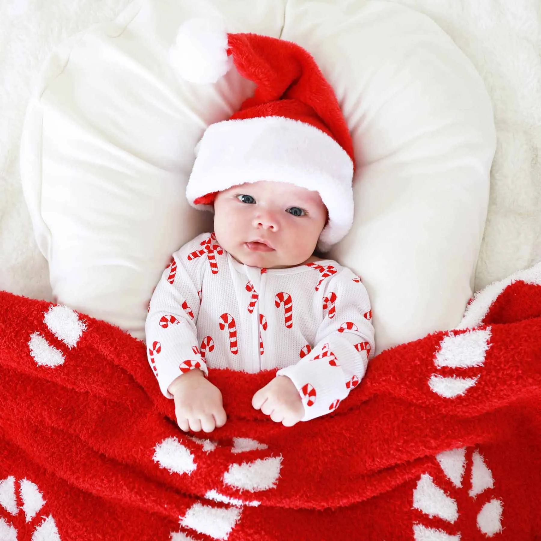 CuddleLane™ Luxe Blankets | Candy Cane*