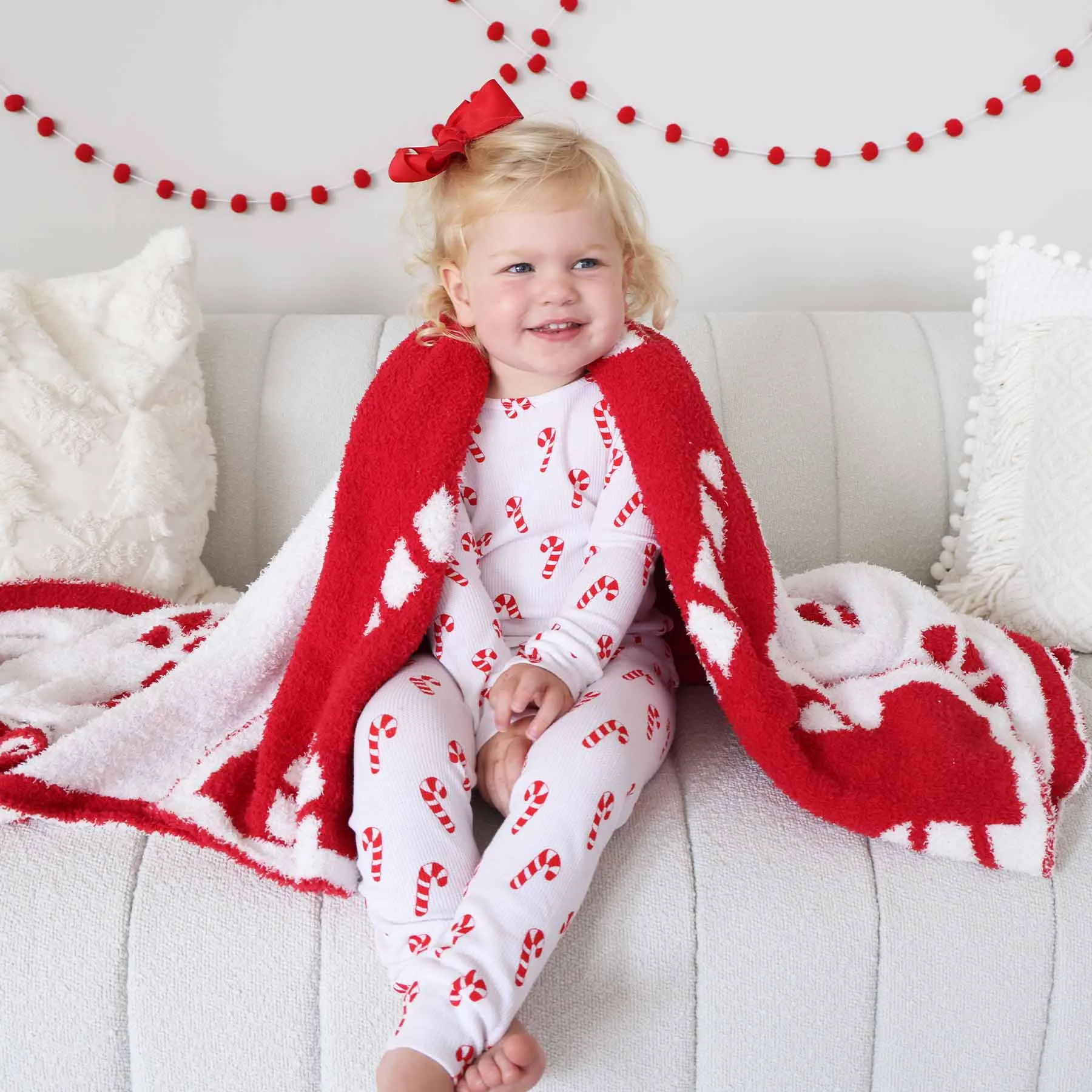 CuddleLane™ Luxe Blankets | Candy Cane*