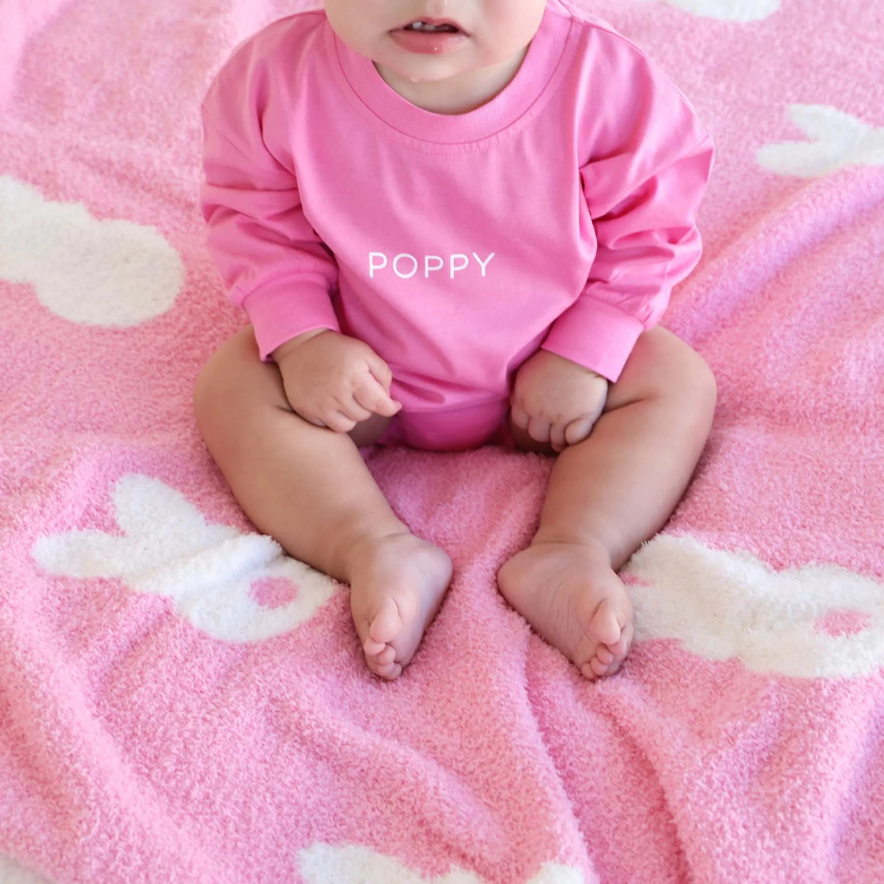 CuddleLane™ Luxe Blankets | Pink Bunnies