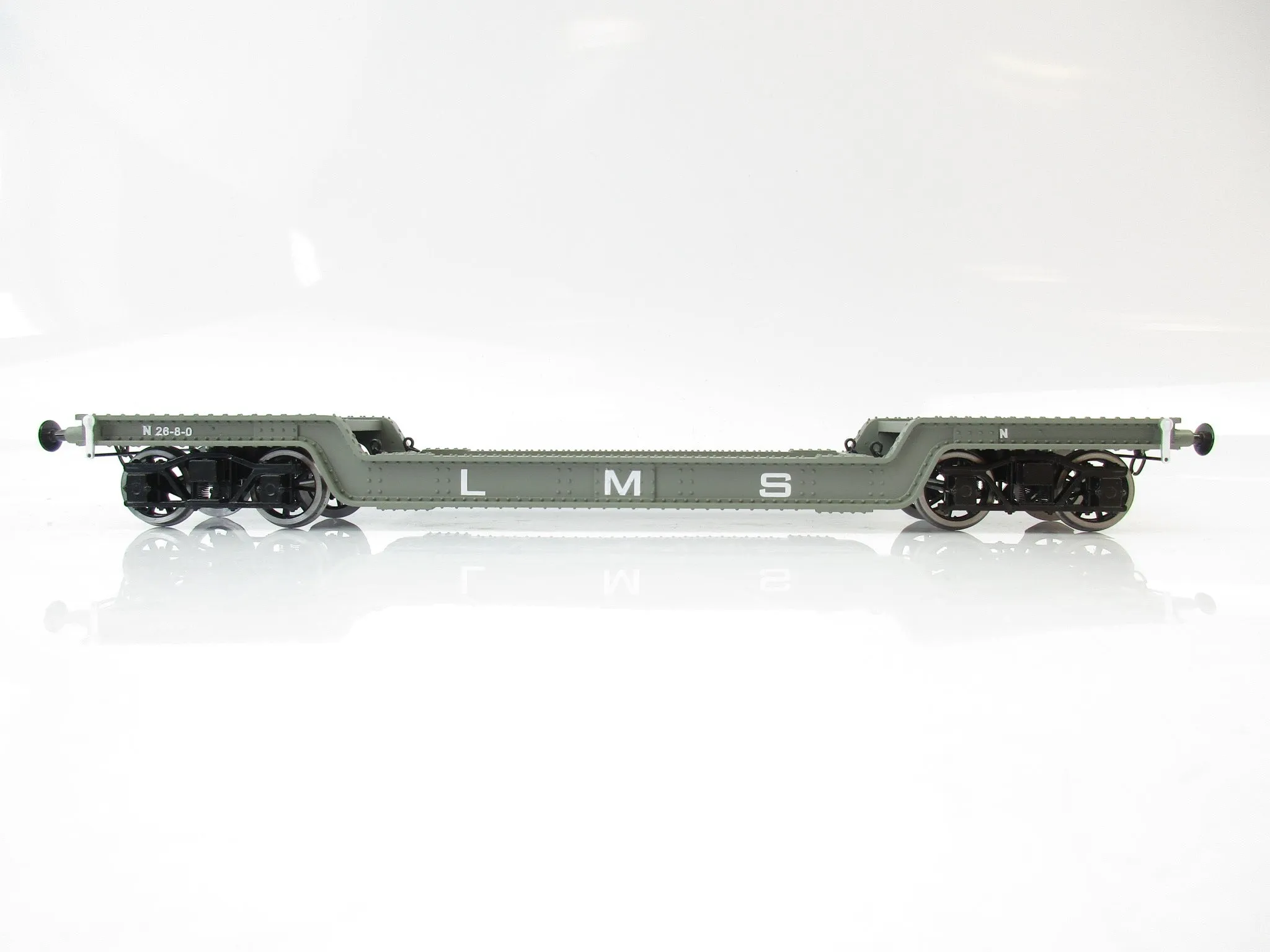 Darstaed D32-5 7mm Finescale O Gauge 45 Ton Bogie Well Wagon LMS Grey