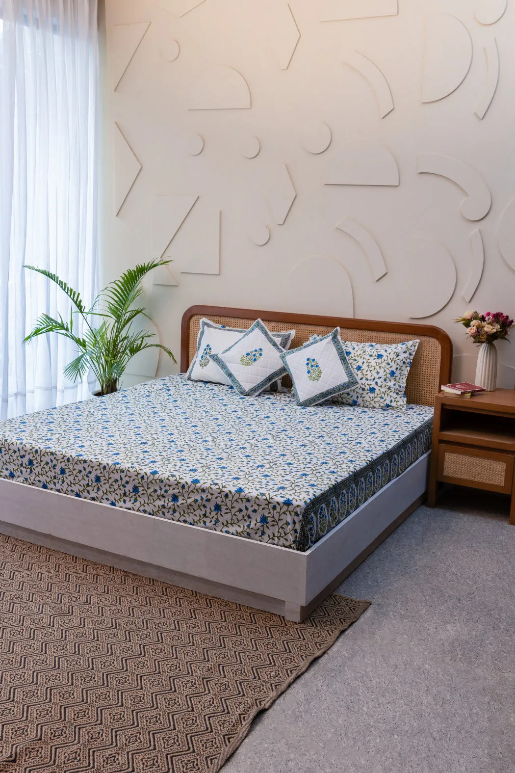 Elegant Impressions Hand Block Print Premium Cotton Bedsheet with 2 Pillow Covers & 2 Cushion Covers