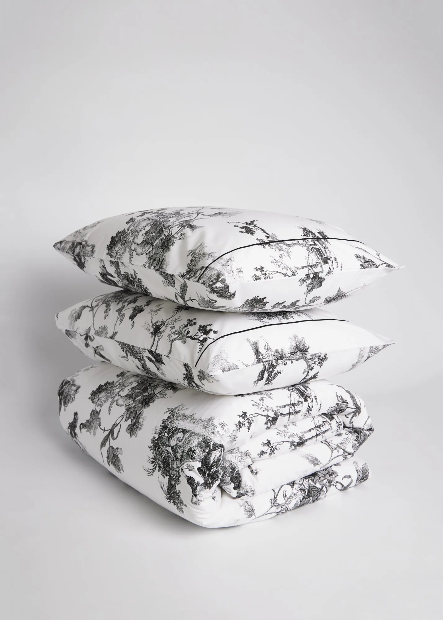 Foxford Black Toile Duvet Set