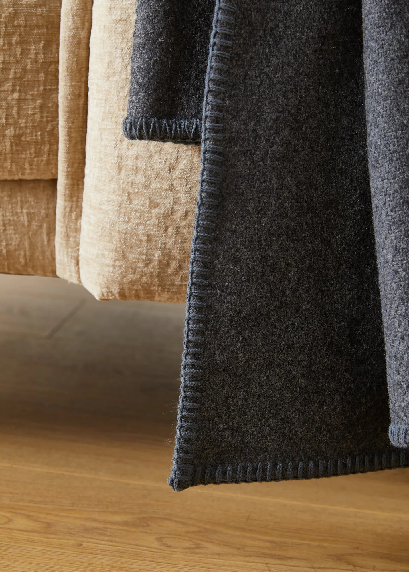 Foxford Charcoal Blanket Stitch Cashmere Blend Throw