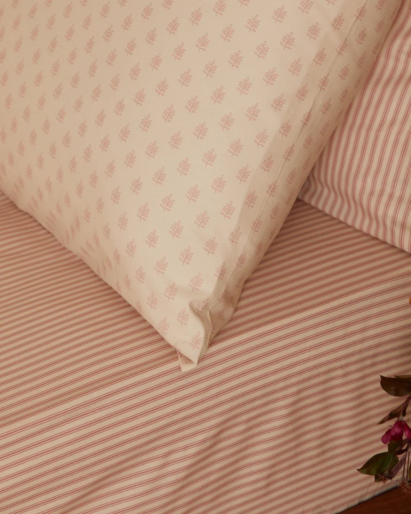 Foxford Rose Ticking Fitted Sheet