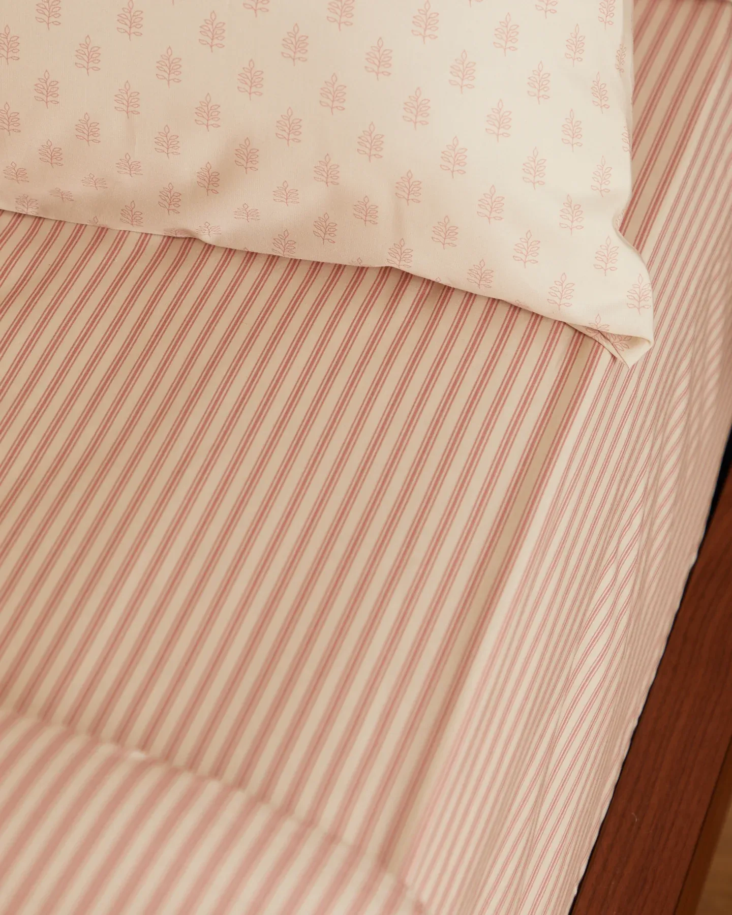 Foxford Rose Ticking Fitted Sheet