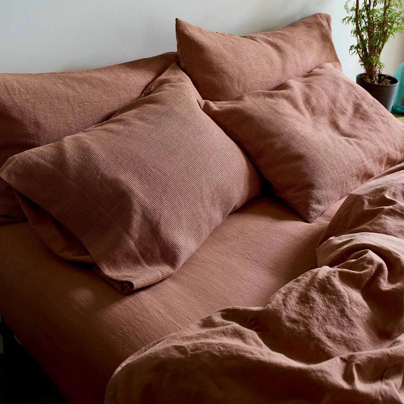 Toffee Chambray Linen Blend Fitted Sheet