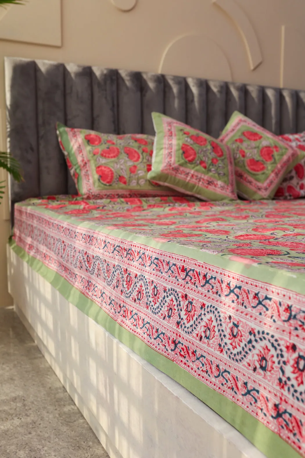 Whispering Meadows Hand Block Print Premium Cotton Bedsheet with 2 Pillow Covers & 2 Cushion Covers