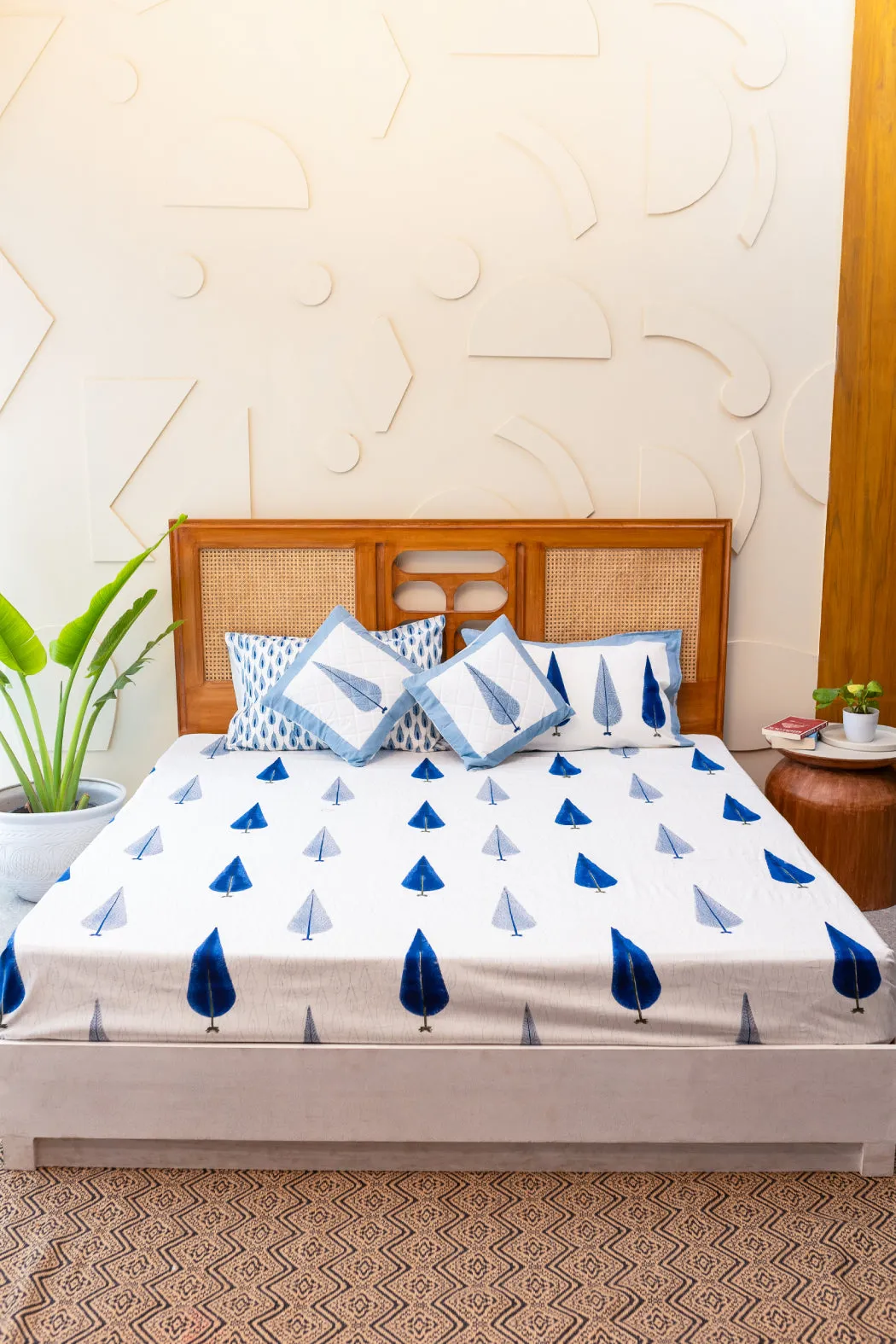 Whispers of Tradition Hand Block Print Premium Cotton Bedsheet with 2 Pillow Covers & 2 Cushion Covers